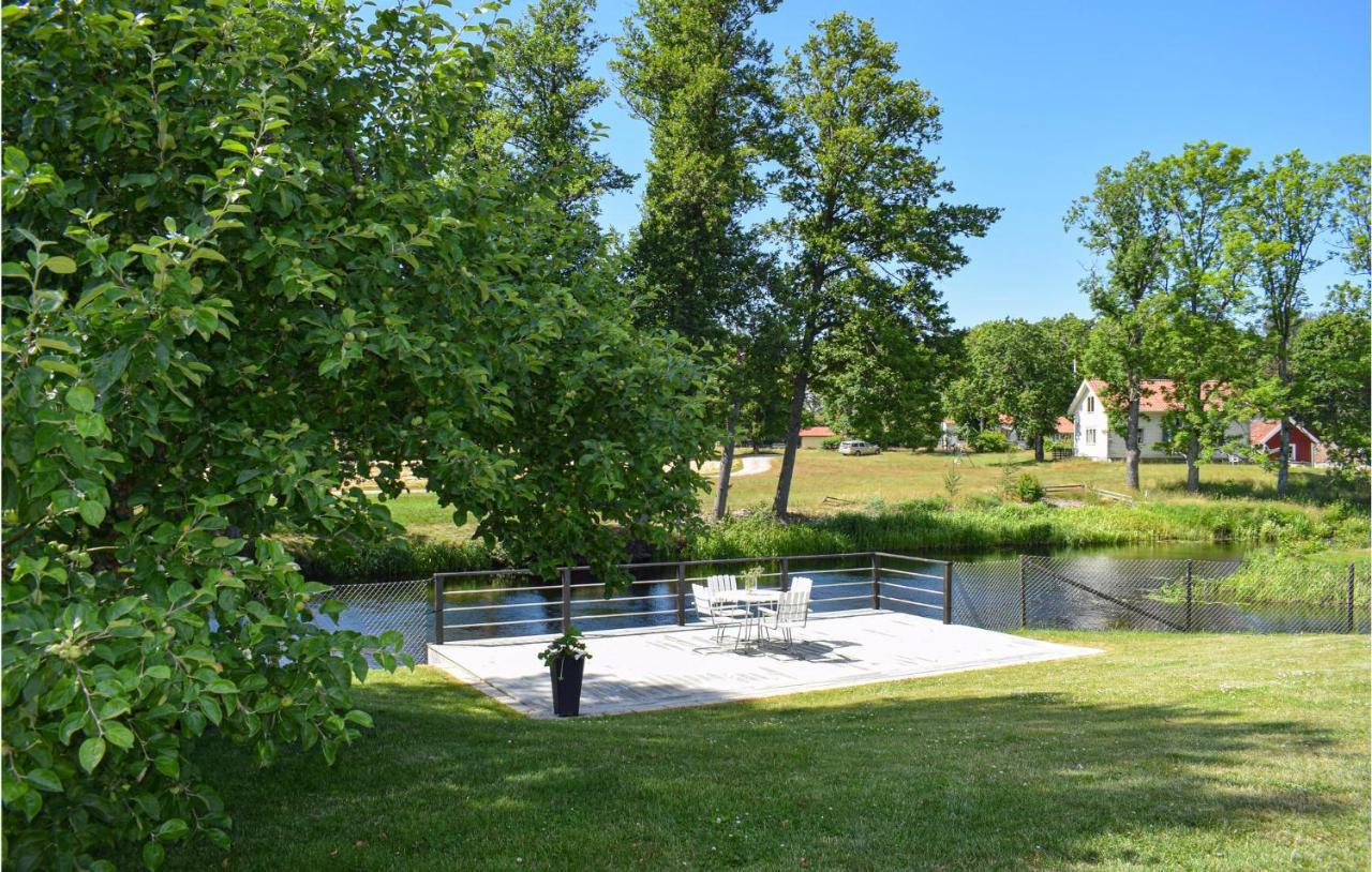 Beautiful Apartment In Lagan With House Sea View Buitenkant foto